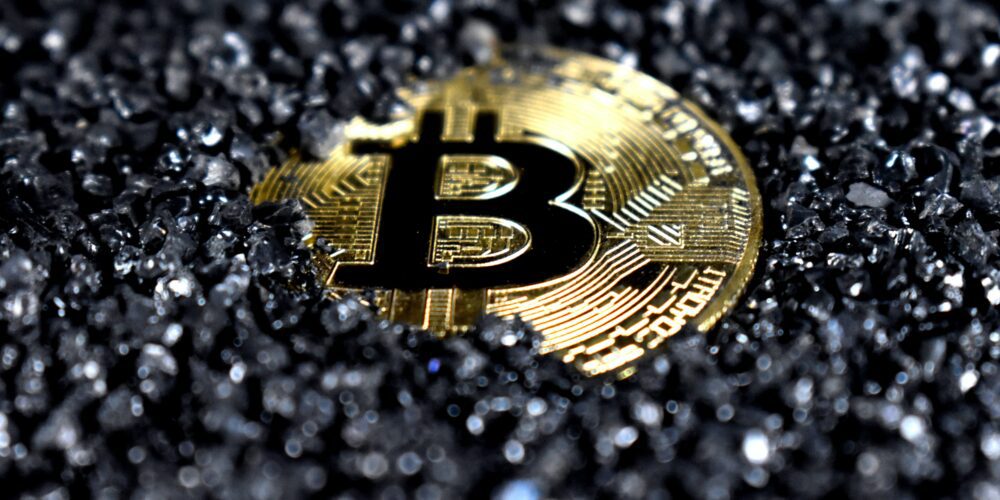 Zaskakujące skutki halvingu Bitcoina: Co przyniesie najbliższe obniżenie nagród dla górników?